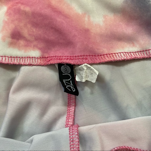 Onzie Tie-Dye Leggings - Picture 2 of 4